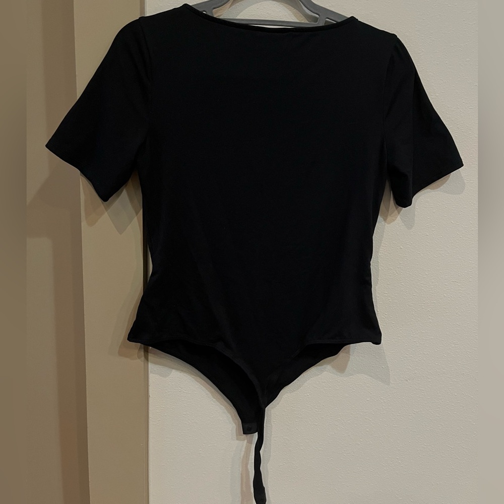 H&M bodysuit - Picture 3 of 3